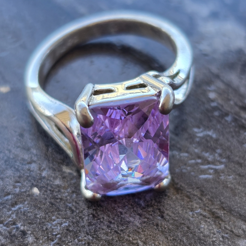 Sterling Silver Ring with Purple Amythyst Large Rectangular Gemstone Ring Size 8